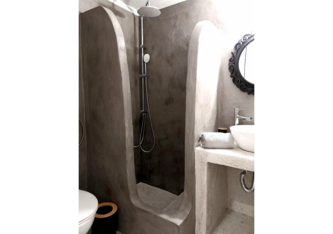 Overhill Apartments Adamas 외부 사진